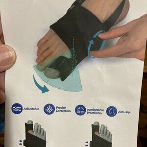 Corrector for women's and mens toe. Bunion correction.